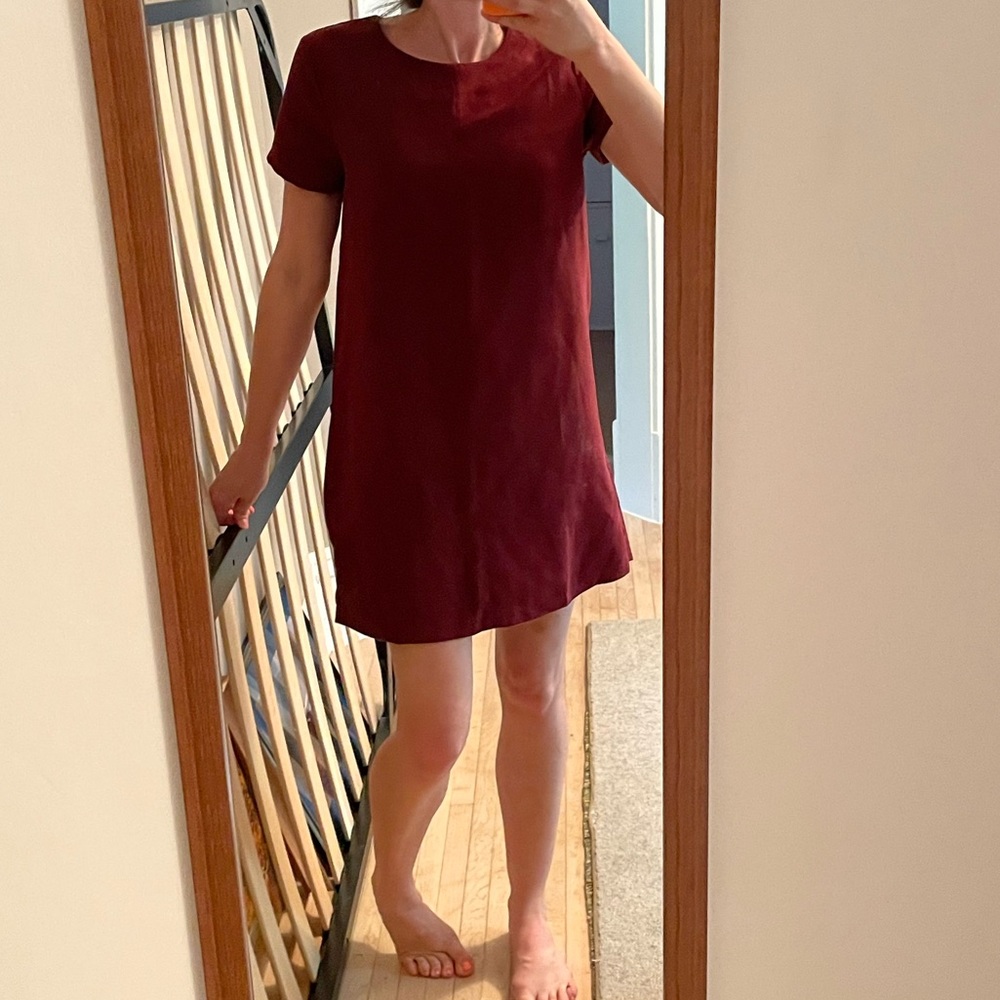 Lumière Maroon Shift dress
